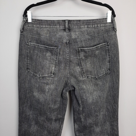 Chico's Gray Acid Wash Boyfriend Ankle Jeans size 6 - Picture 4 of 12